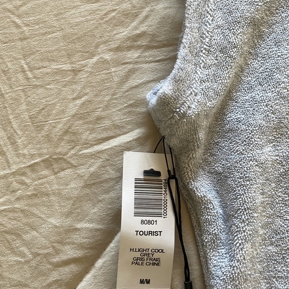 Aritzia Tourist Tank - The Group Babaton - Picture 4 of 4